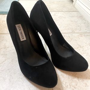 Steve Madden Black Suede Platform Heels Size 7.5